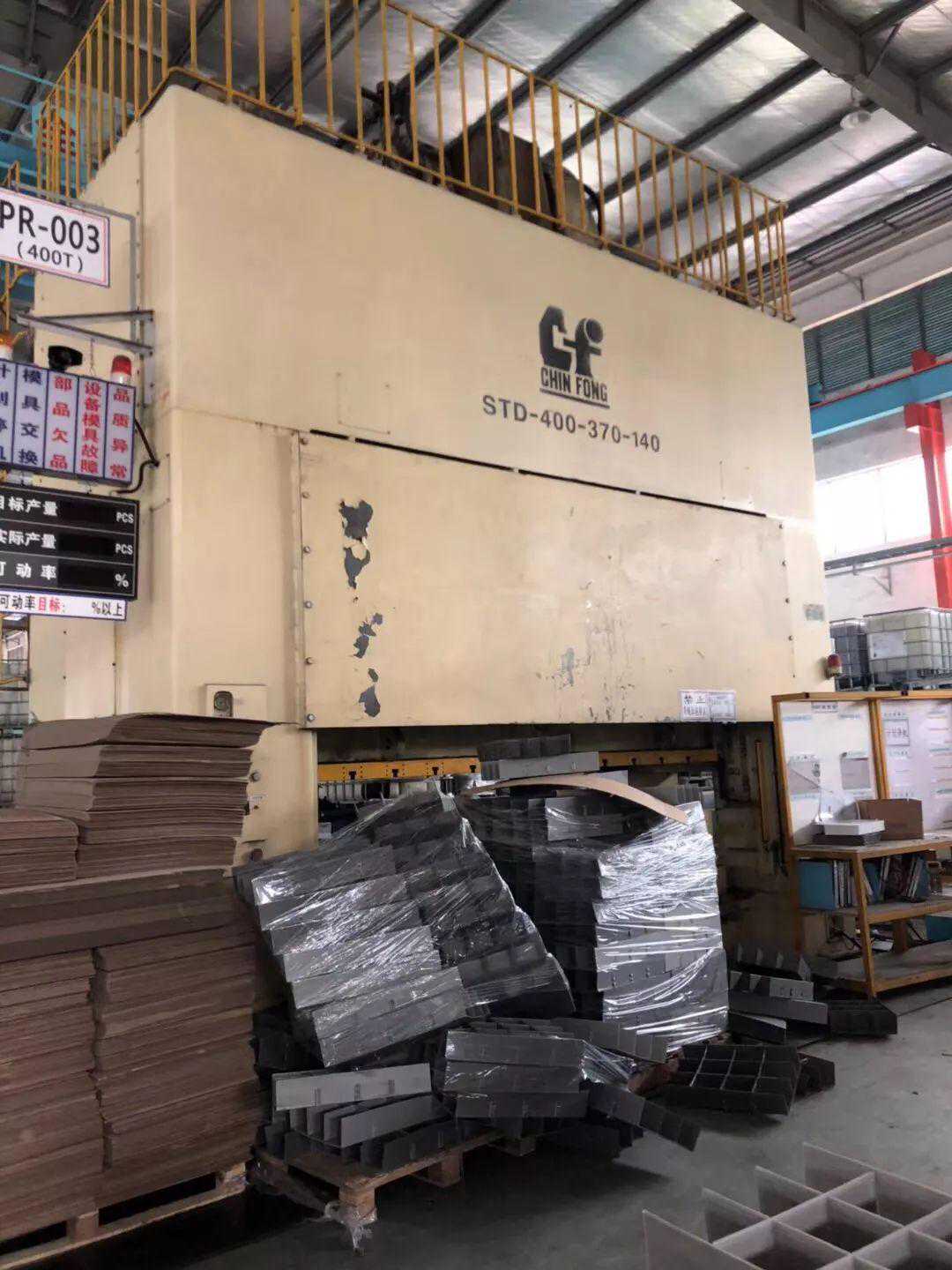 香港一个企业来河南订房车 一出手就是万台合作订单