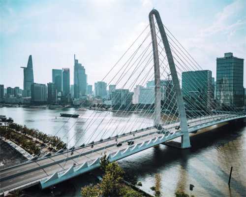 特斯拉车主变老板 空闲时候车子能赚钱 这事可能改变整个出行方式